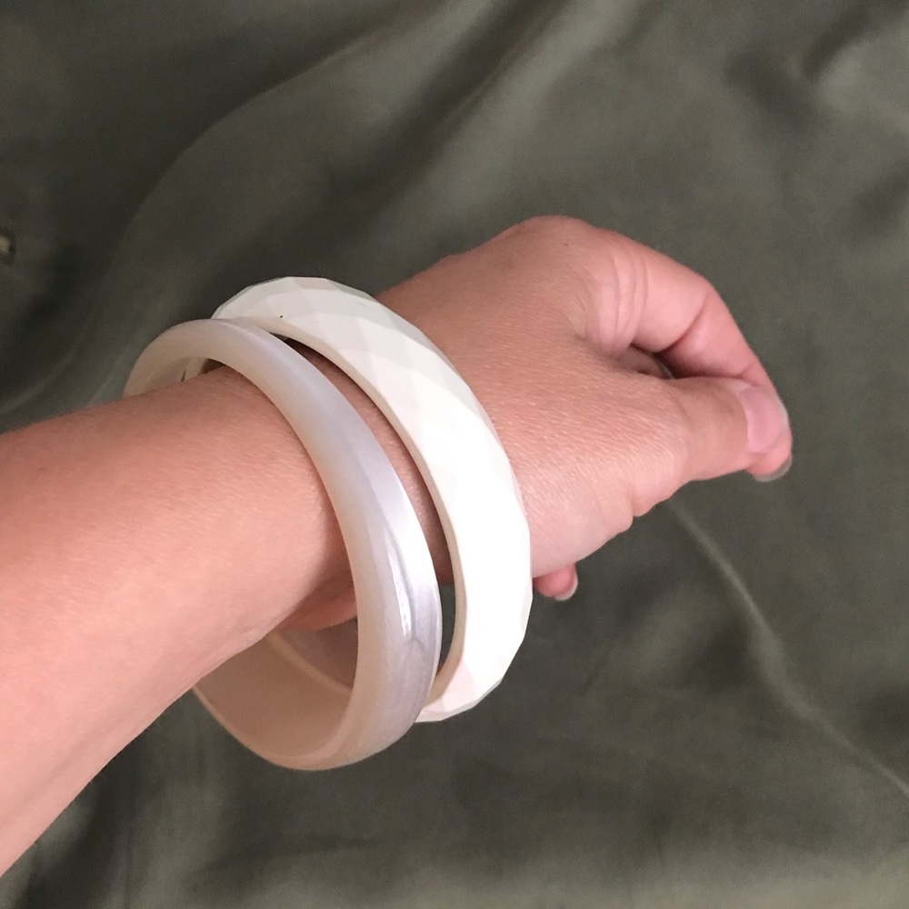 Chunky White 80s Bracelet set vintage retro